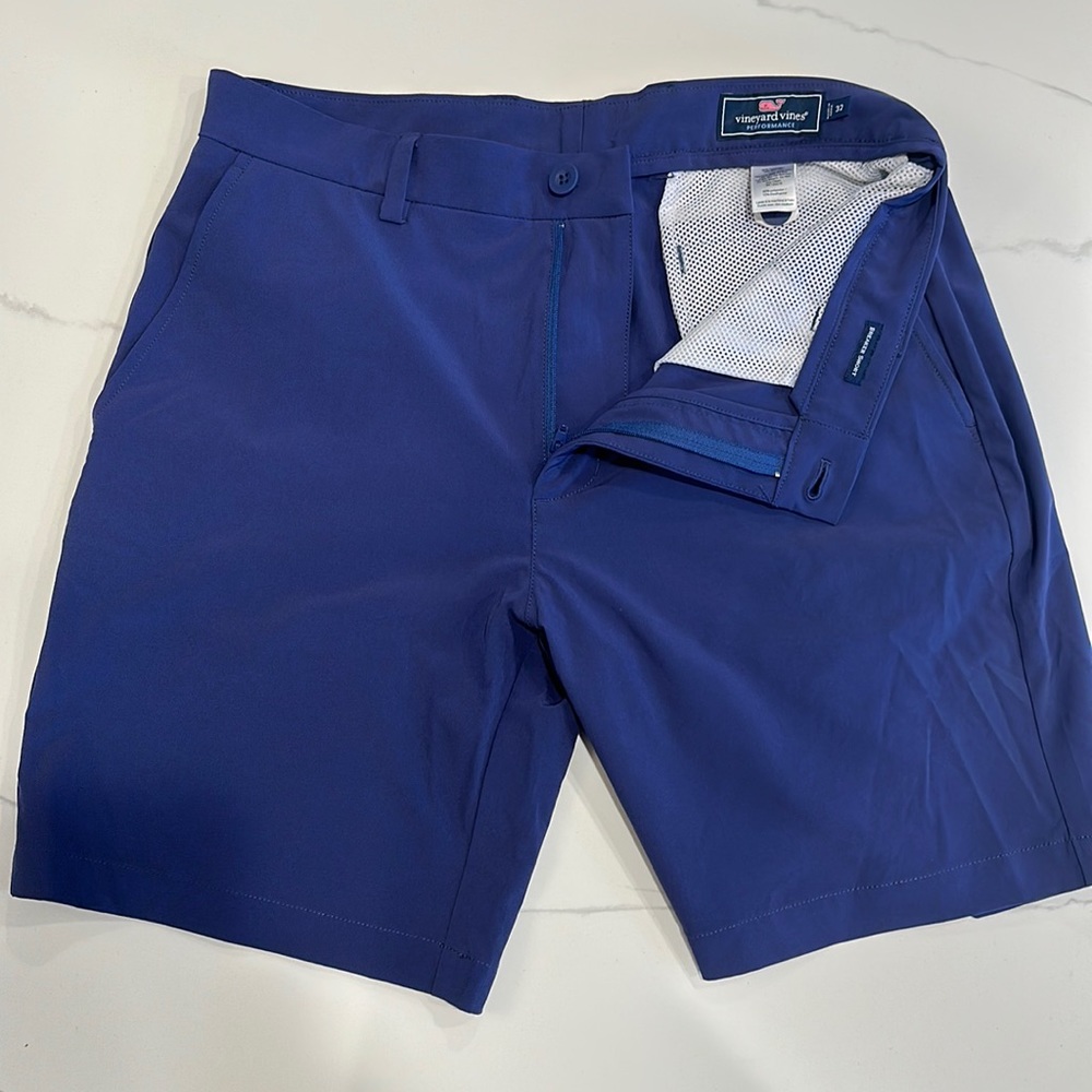Vineyard Vines Performance Breaker Short